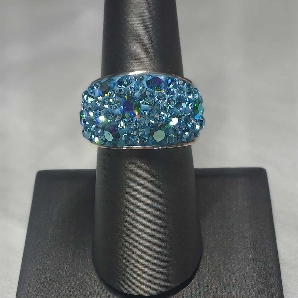 Aquamarine Zircon clustered ring. Silver overlay, JCM Malaysian Brass. Size 8. - Picture 8 of 8